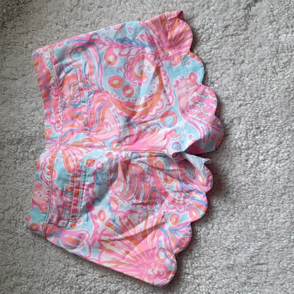 LILLY PULITZER buttercup shorts in too much bubbly  size 2 - Picture 10 of 16